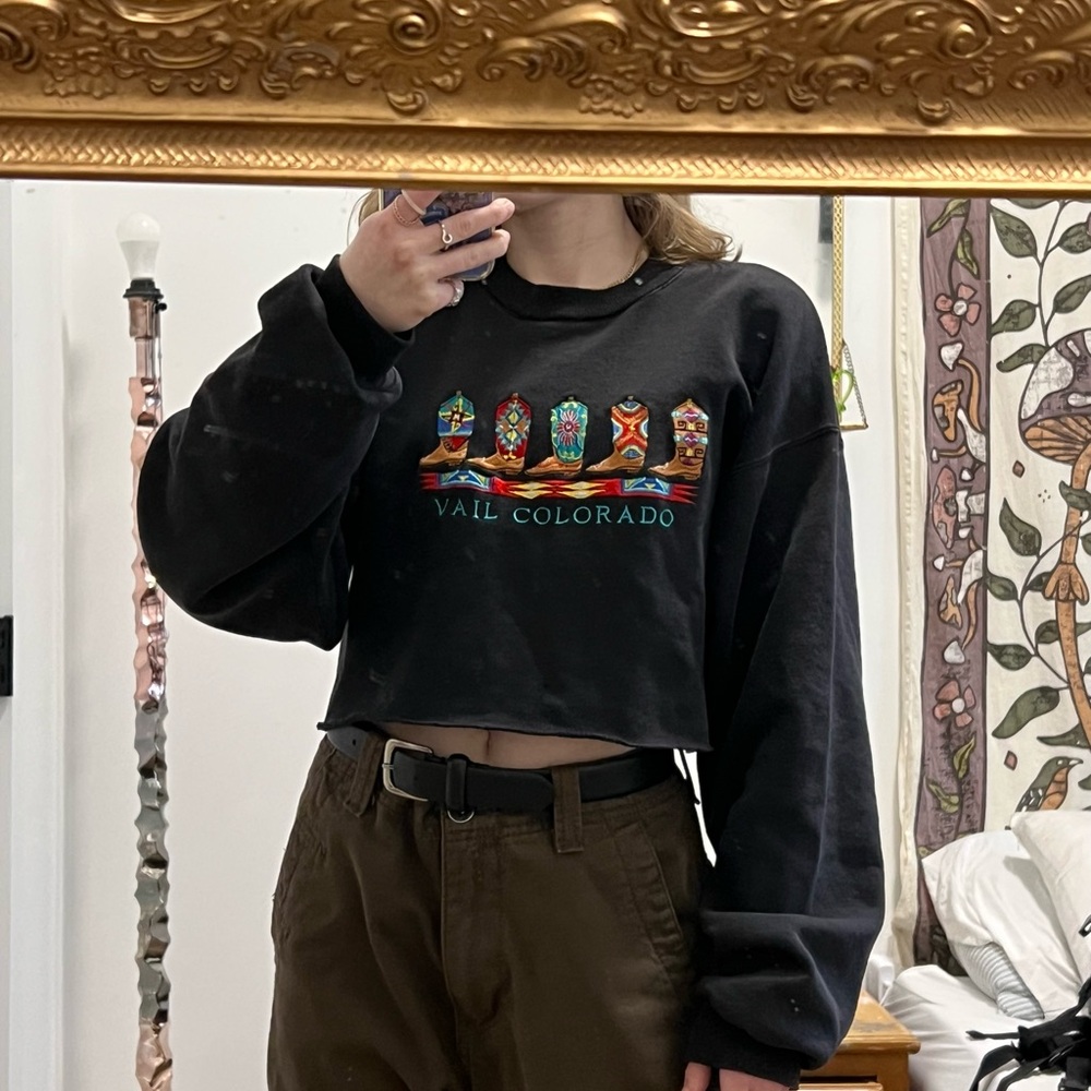 Black Vail Colorado Cropped Sweatshirt